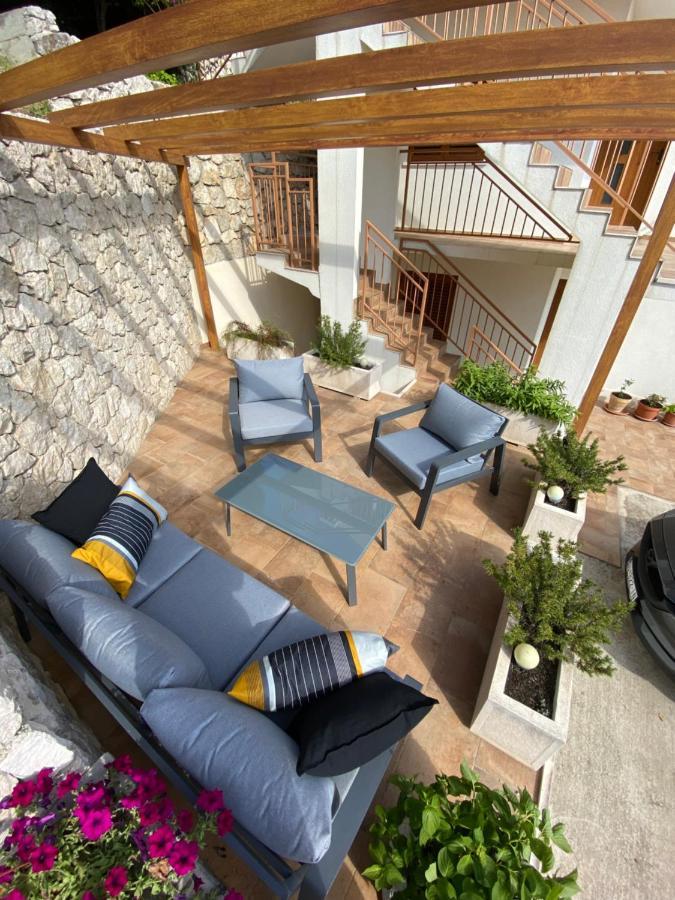 Villa Pergola-Apartment Toni ムリニ エクステリア 写真