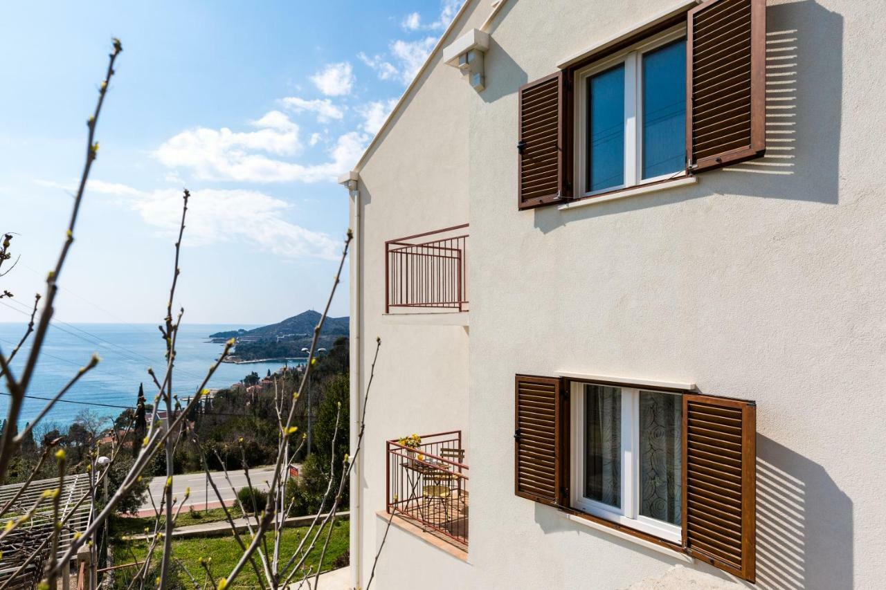 Villa Pergola-Apartment Toni ムリニ エクステリア 写真