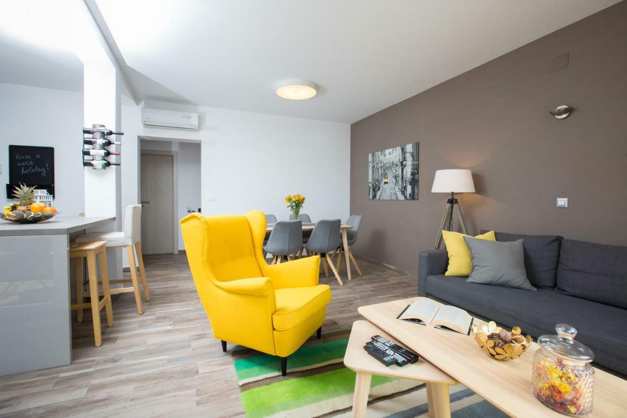 Villa Pergola-Apartment Toni ムリニ エクステリア 写真