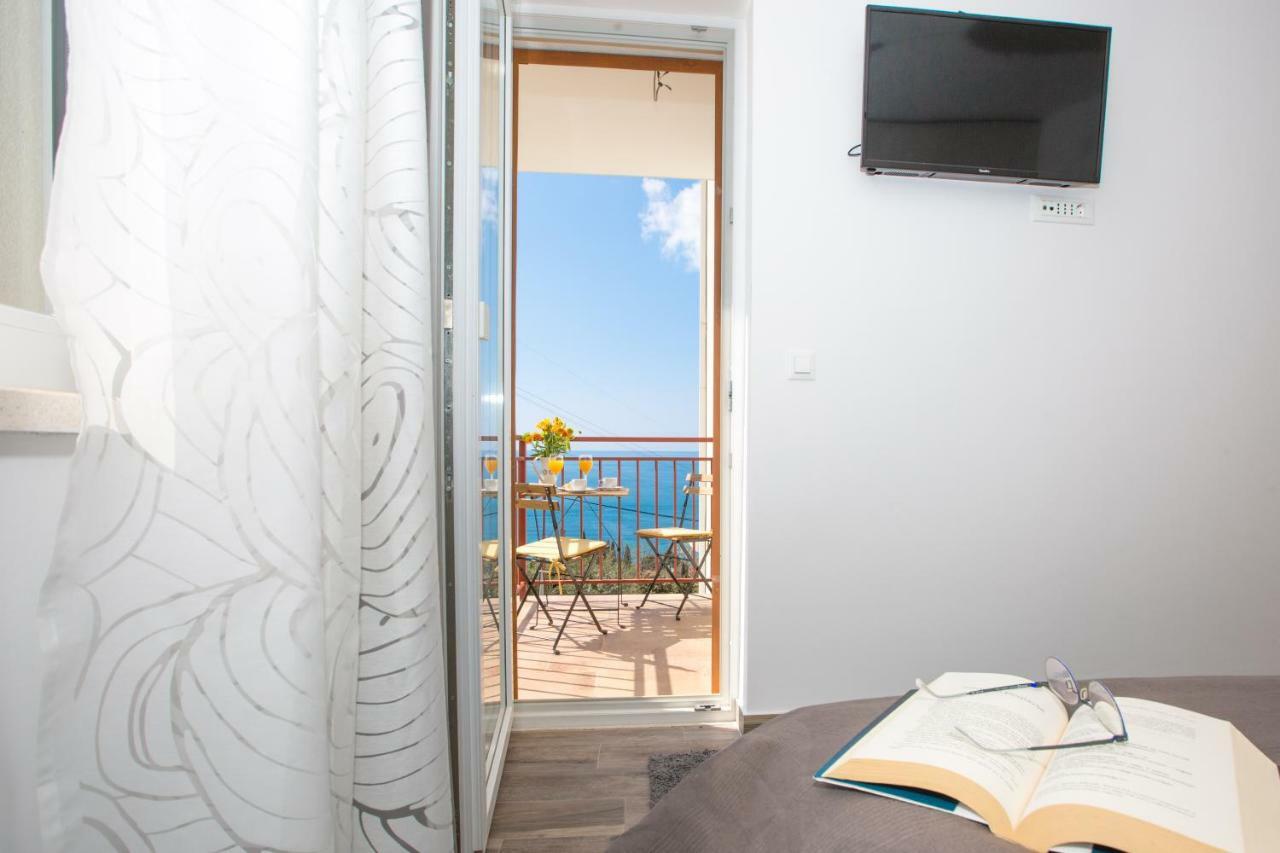 Villa Pergola-Apartment Toni ムリニ エクステリア 写真