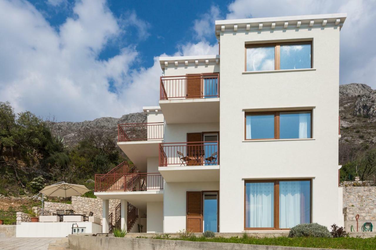 Villa Pergola-Apartment Toni ムリニ エクステリア 写真