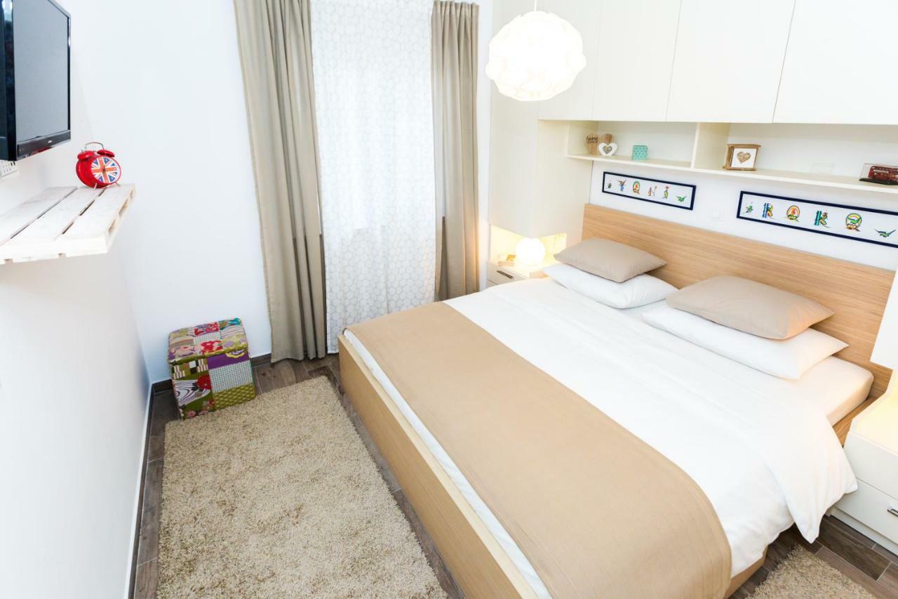 Villa Pergola-Apartment Toni ムリニ エクステリア 写真